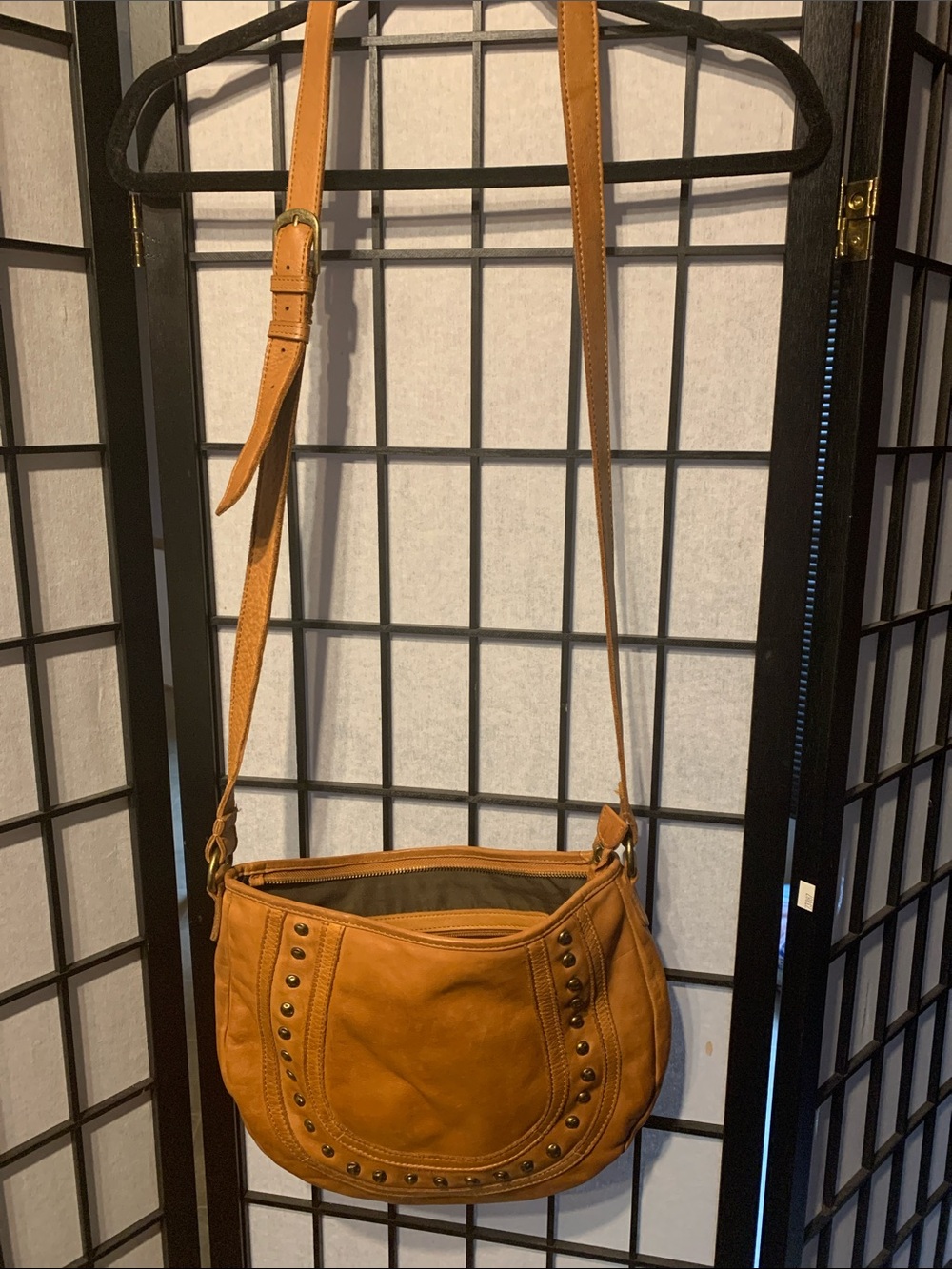 Vilenca  Holland Women's Tan Crossbody Bag with Stud Accent